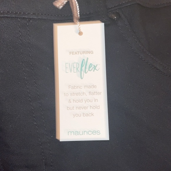 NWT Maurice’s brand black jeans - Picture 2 of 8